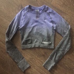 Long sleeve crop top